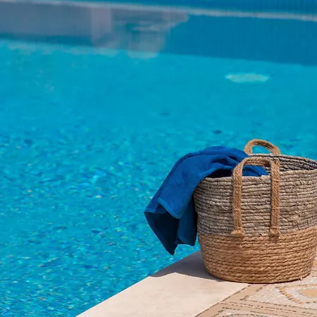 Villa Avraam Sunset With Private Heated Pools Kalamítsi