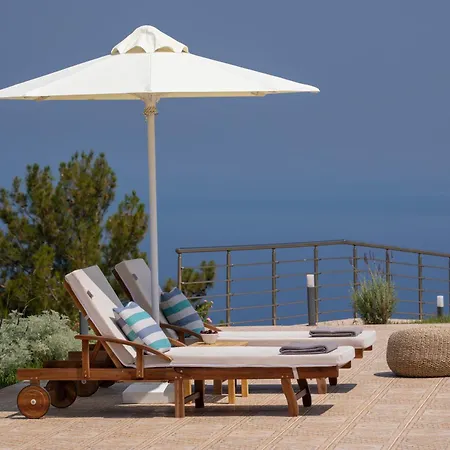 Avraam Sunset With Private Pools *