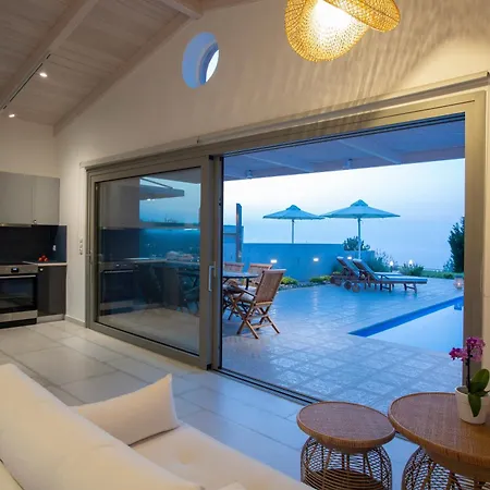 Avraam Sunset With Private Heated Pools * Kalamítsi