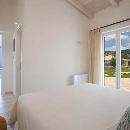 Avraam Sunset With Private Pools Villa *
