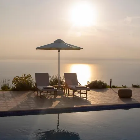 Villa Avraam Sunset With Private Heated Pools *