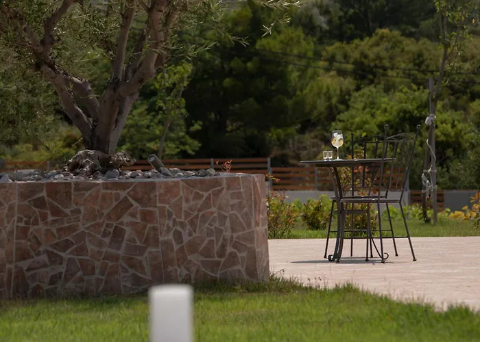 Avraam Sunset With Private Heated Pools