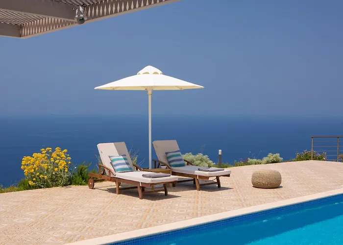 Villa Avraam Sunset With Private Heated Pools *