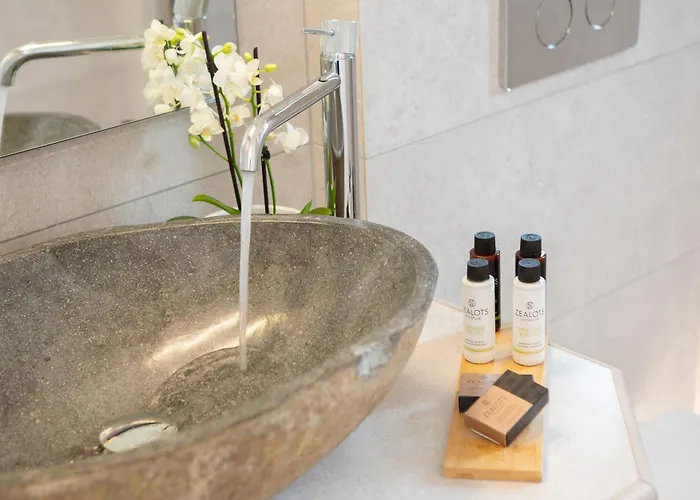 Avraam Sunset With Private Heated Pools Villa